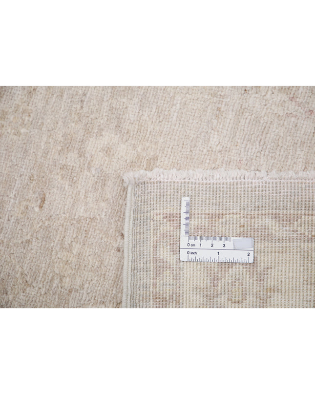 Serenity 2' 7" X 3' 11" Hand Knotted Wool Rug 2' 7" X 3' 11" (79 X 119) / Grey / Wool