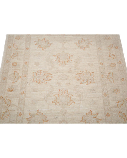 Serenity 2' 7" X 3' 10" Hand Knotted Wool Rug 2' 7" X 3' 10" (79 X 117) / Ivory / Wool