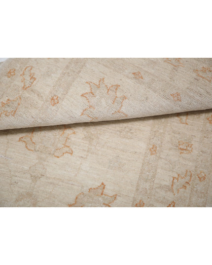 Serenity 2' 7" X 3' 10" Hand Knotted Wool Rug 2' 7" X 3' 10" (79 X 117) / Ivory / Wool