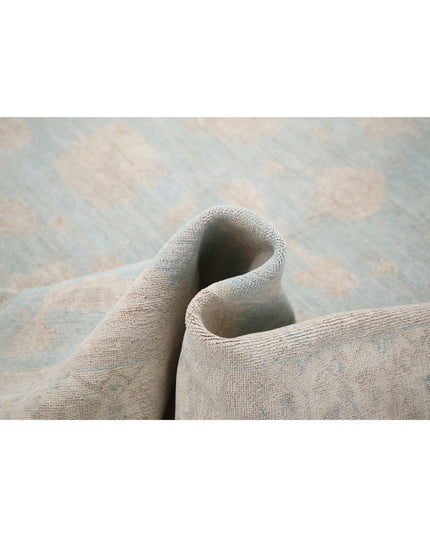 Serenity 5' 6" X 7' 6" Hand Knotted Wool Rug 5' 6" X 7' 6" (168 X 229) / Blue / Wool