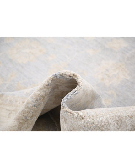 Serenity 5' 5" X 8' 2" Hand Knotted Wool Rug 5' 5" X 8' 2" (165 X 249) / Grey / Wool