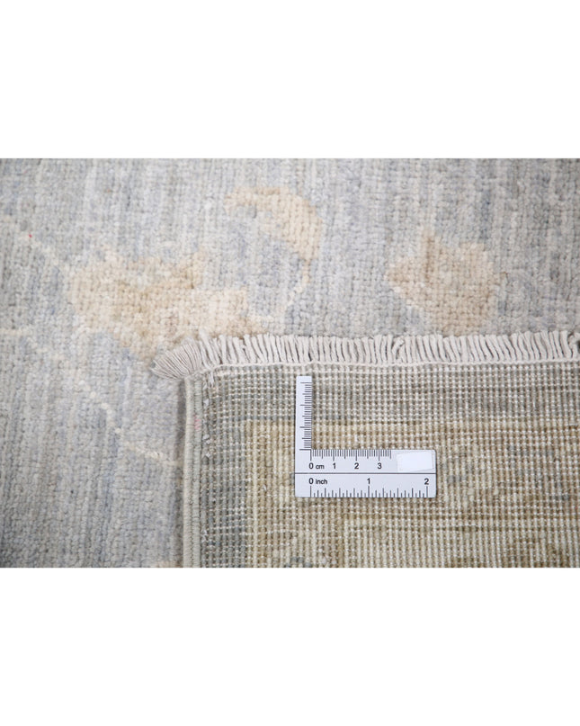 Serenity 5' 5" X 8' 2" Hand Knotted Wool Rug 5' 5" X 8' 2" (165 X 249) / Grey / Wool