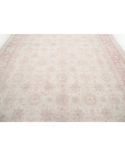 Serenity 9' 11" X 13' 1" Hand Knotted Wool Rug 9' 11" X 13' 1" (302 X 399) / Ivory / Wool