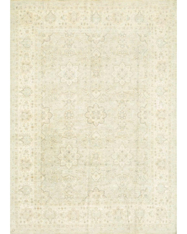 Serenity 7' 7" X 10' 4" Hand Knotted Wool Rug 7' 7" X 10' 4" (231 X 315) / Ivory / Wool