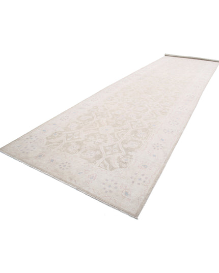 Serenity 6' 5" X 25' 10" Hand Knotted Wool Rug 6' 5" X 25' 10" (196 X 787) / Ivory / Wool