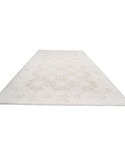 Serenity 10' 10" X 18' 5" Hand Knotted Wool Rug 10' 10" X 18' 5" (330 X 561) / Taupe / Wool