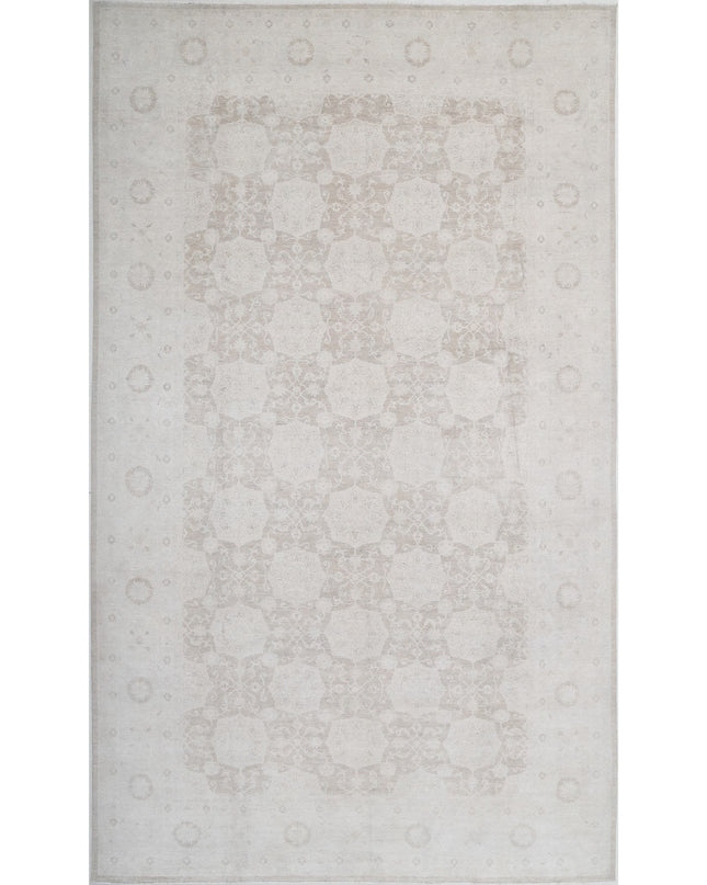 Serenity 10' 10" X 18' 5" Hand Knotted Wool Rug 10' 10" X 18' 5" (330 X 561) / Taupe / Wool