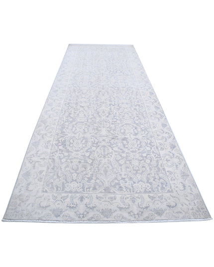 Serenity 4' 9" X 12' 9" Hand Knotted Wool Rug 4' 9" X 12' 9" (145 X 389) / Grey / Wool