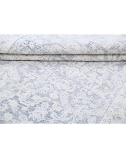 Serenity 4' 9" X 12' 9" Hand Knotted Wool Rug 4' 9" X 12' 9" (145 X 389) / Grey / Wool