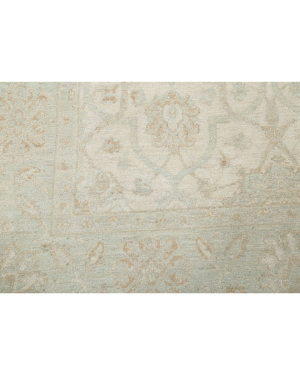 Serenity 6' 0" X 8' 7" Hand Knotted Wool Rug 6' 0" X 8' 7" (183 X 262) / Ivory / Wool