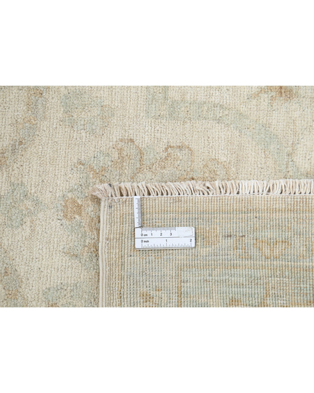 Serenity 6' 0" X 8' 7" Hand Knotted Wool Rug 6' 0" X 8' 7" (183 X 262) / Ivory / Wool