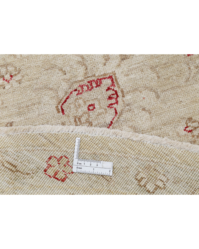 Serenity 7' 10" X 8' 0" Hand Knotted Wool Rug 7' 10" X 8' 0" (239 X 244) / Ivory / Wool