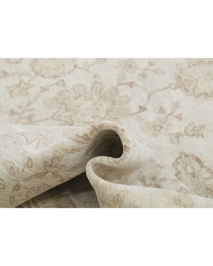 Serenity 9' 0" X 11' 10" Hand Knotted Wool Rug 9' 0" X 11' 10" (274 X 361) / Ivory / Wool