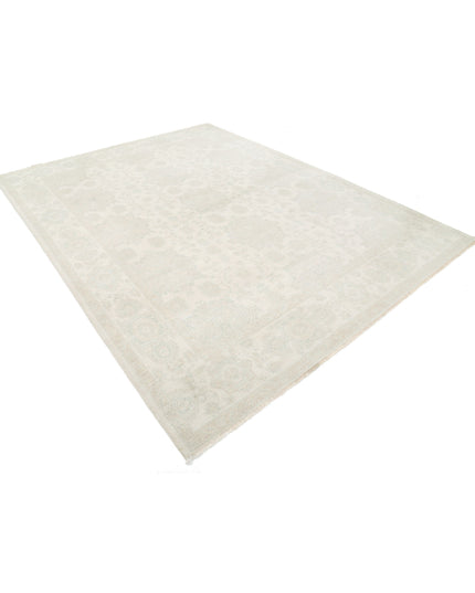 Serenity 7' 10" X 10' 1" Hand Knotted Wool Rug 7' 10" X 10' 1" (239 X 307) / Ivory / Wool