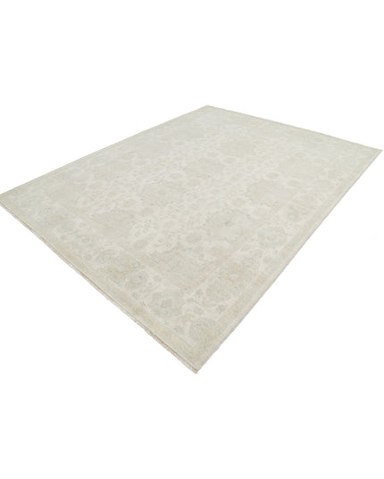 Serenity 7' 10" X 10' 1" Hand Knotted Wool Rug 7' 10" X 10' 1" (239 X 307) / Ivory / Wool