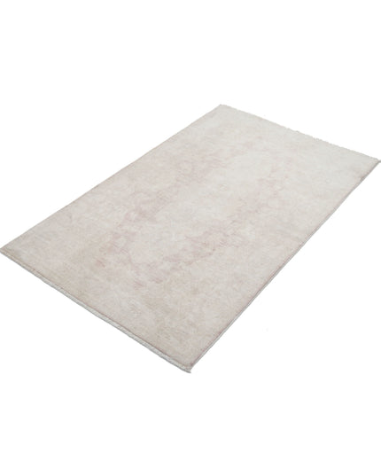 Serenity 2' 11" X 4' 8" Hand Knotted Wool Rug 2' 11" X 4' 8" (89 X 142) / Pink / Wool