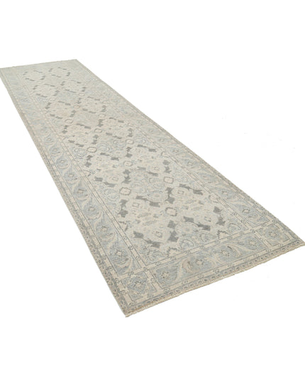 Serenity 3' 10" X 13' 7" Hand Knotted Wool Rug 3' 10" X 13' 7" (117 X 414) / Grey / Wool