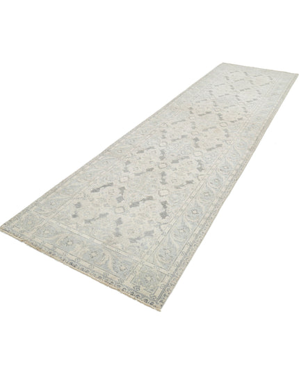 Serenity 3' 10" X 13' 7" Hand Knotted Wool Rug 3' 10" X 13' 7" (117 X 414) / Grey / Wool