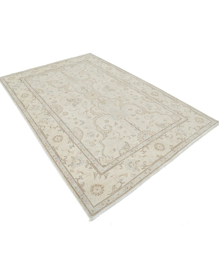 Serenity 6' 0" X 8' 11" Hand Knotted Wool Rug 6' 0" X 8' 11" (183 X 272) / Ivory / Wool