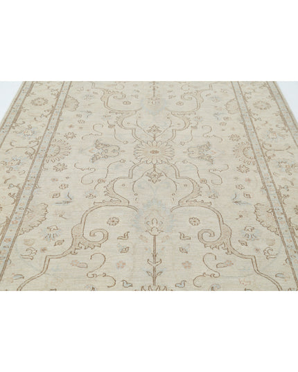 Serenity 6' 0" X 8' 11" Hand Knotted Wool Rug 6' 0" X 8' 11" (183 X 272) / Ivory / Wool