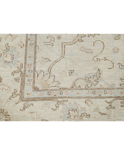 Serenity 6' 0" X 8' 11" Hand Knotted Wool Rug 6' 0" X 8' 11" (183 X 272) / Ivory / Wool