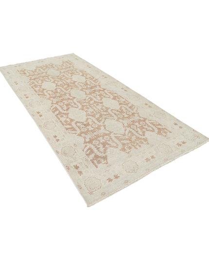 Serenity 4' 8" X 9' 8" Hand Knotted Wool Rug 4' 8" X 9' 8" (142 X 295) / Tan / Wool
