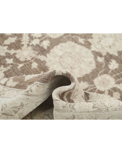 Serenity 7' 11" X 10' 1" Hand Knotted Wool Rug 7' 11" X 10' 1" (241 X 307) / Brown / Wool