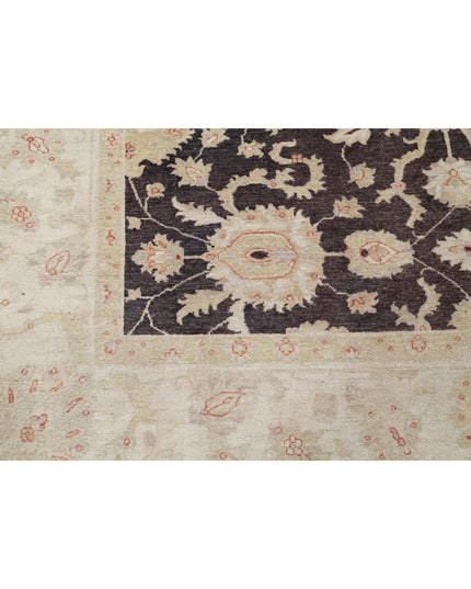 Serenity 7' 11" X 9' 7" Hand Knotted Wool Rug 7' 11" X 9' 7" (241 X 292) / Black / Wool