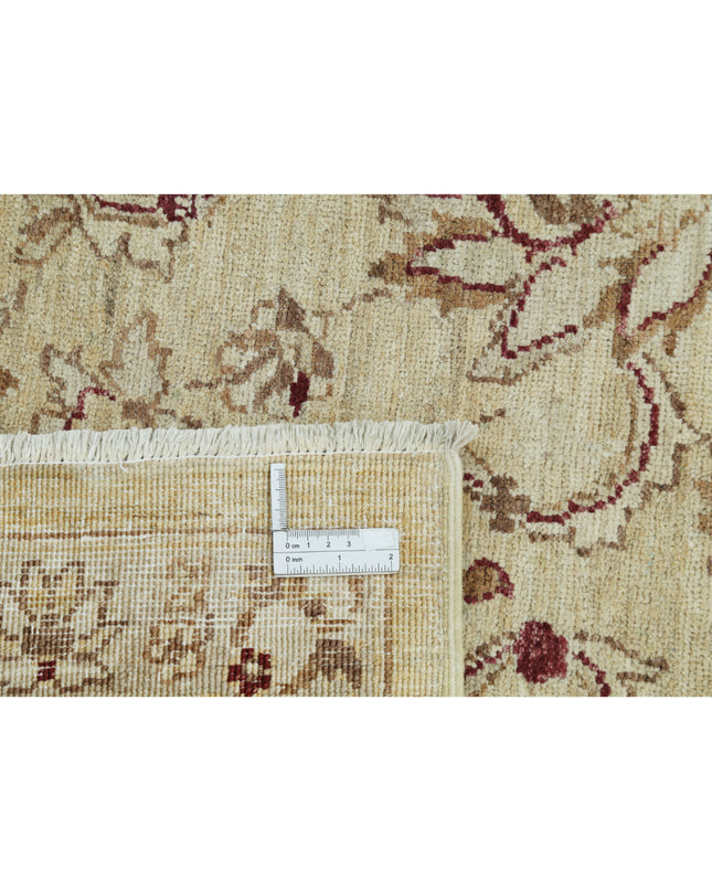 Serenity 7' 10" X 9' 4" Hand Knotted Wool Rug 7' 10" X 9' 4" (239 X 284) / Beige / Wool