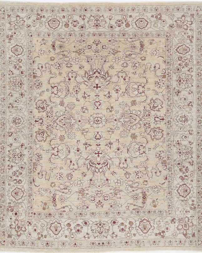 Serenity 7' 10" X 9' 4" Hand Knotted Wool Rug 7' 10" X 9' 4" (239 X 284) / Beige / Wool