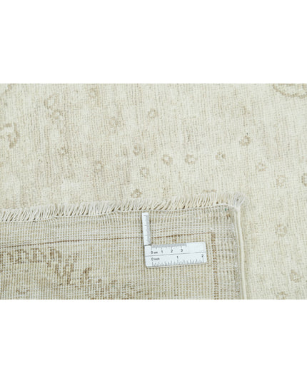 Serenity 7' 9" X 9' 9" Hand Knotted Wool Rug 7' 9" X 9' 9" (236 X 297) / Ivory / Wool