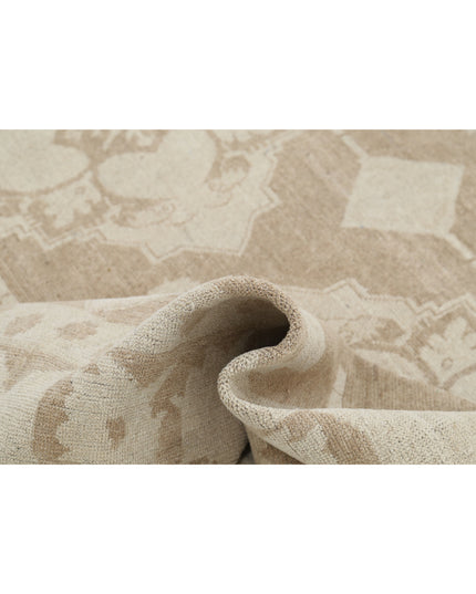 Serenity 7' 10" X 9' 9" Hand Knotted Wool Rug 7' 10" X 9' 9" (239 X 297) / Taupe / Wool
