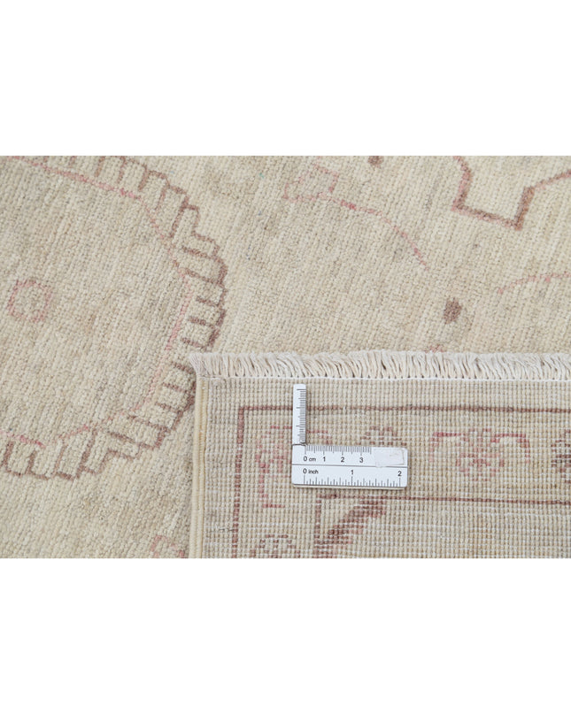 Serenity 5' 9" X 8' 11" Hand Knotted Wool Rug 5' 9" X 8' 11" (175 X 272) / Beige / Wool