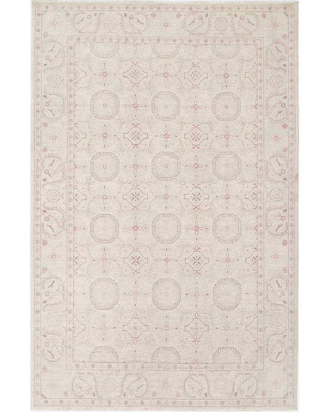 Serenity 5' 9" X 8' 11" Hand Knotted Wool Rug 5' 9" X 8' 11" (175 X 272) / Beige / Wool
