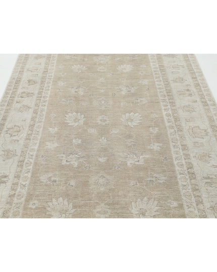 Serenity 4' 11" X 12' 2" Hand Knotted Wool Rug 4' 11" X 12' 2" (150 X 371) / Taupe / Wool