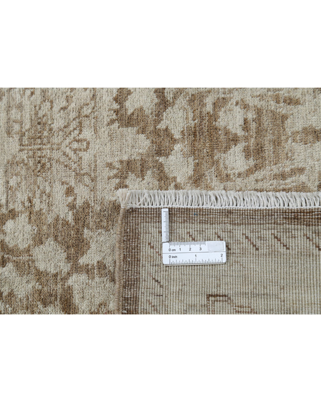 Serenity 4' 0" X 13' 4" Hand Knotted Wool Rug 4' 0" X 13' 4" (122 X 406) / Brown / Wool