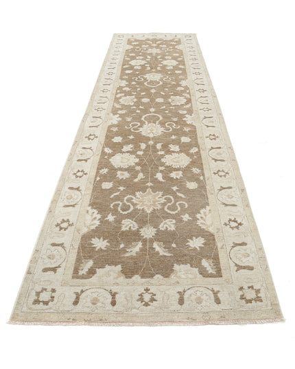 Serenity 3' 9" X 13' 10" Hand Knotted Wool Rug 3' 9" X 13' 10" (114 X 422) / Brown / Wool