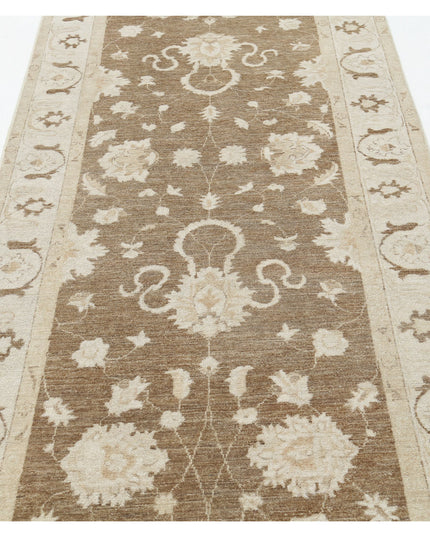 Serenity 3' 9" X 13' 10" Hand Knotted Wool Rug 3' 9" X 13' 10" (114 X 422) / Brown / Wool