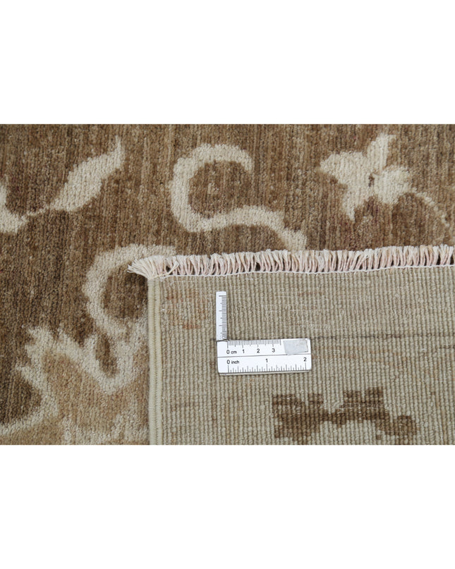 Serenity 3' 9" X 13' 10" Hand Knotted Wool Rug 3' 9" X 13' 10" (114 X 422) / Brown / Wool