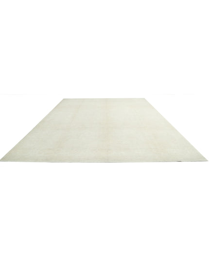 Serenity 11' 7" X 15' 3" Hand Knotted Wool Rug 11' 7" X 15' 3" (353 X 465) / Ivory / Wool