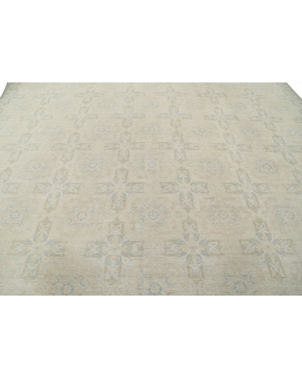 Serenity 12' 2" X 14' 10" Hand Knotted Wool Rug 12' 2" X 14' 10" (371 X 452) / Ivory / Wool