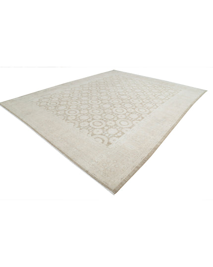 Serenity 7' 8" X 9' 10" Hand Knotted Wool Rug 7' 8" X 9' 10" (234 X 300) / Taupe / Wool