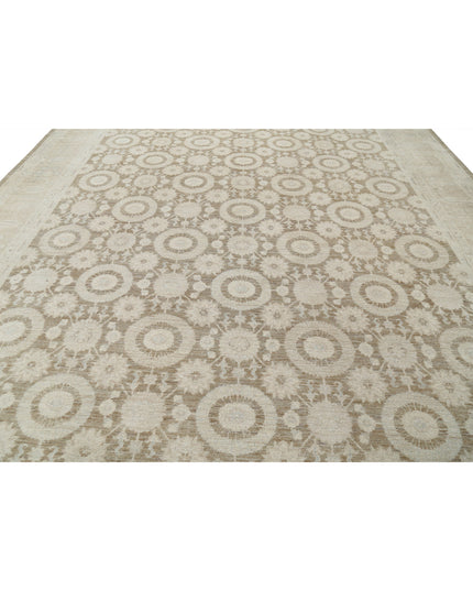 Serenity 7' 8" X 9' 10" Hand Knotted Wool Rug 7' 8" X 9' 10" (234 X 300) / Taupe / Wool