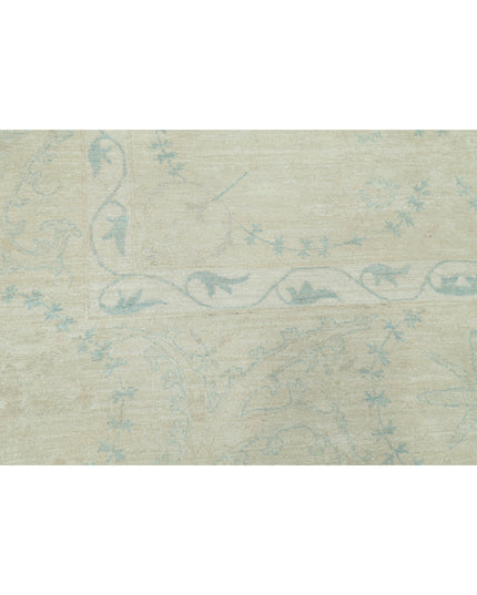 Serenity 7' 9" X 9' 4" Hand Knotted Wool Rug 7' 9" X 9' 4" (236 X 284) / Beige / Wool