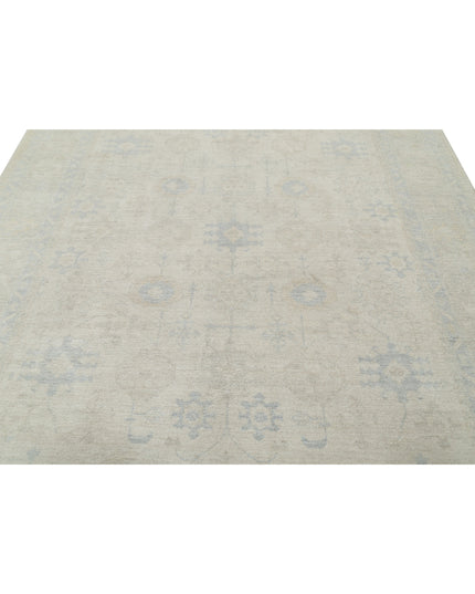 Serenity 8' 1" X 9' 6" Hand Knotted Wool Rug 8' 1" X 9' 6" (246 X 290) / Ivory / Wool