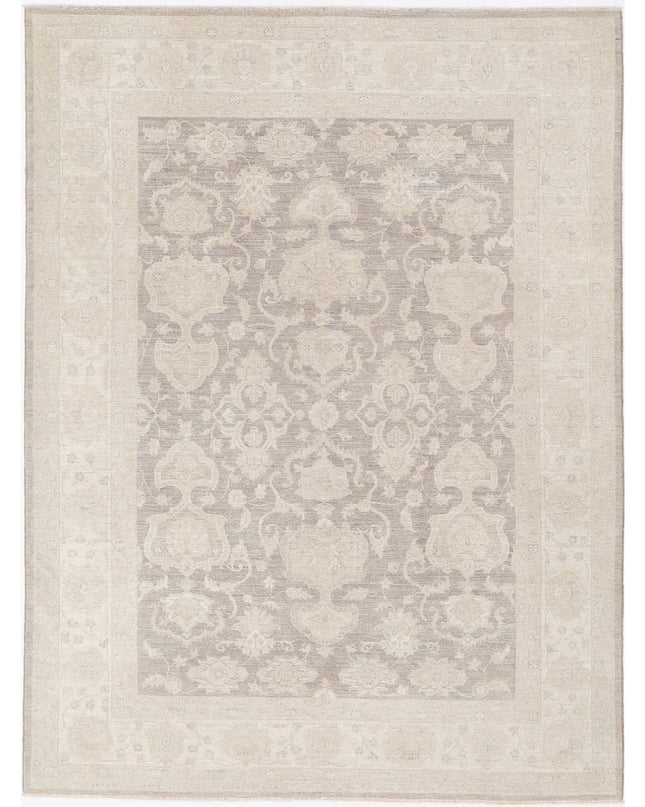 Serenity 7' 0" X 9' 4" Hand Knotted Wool Rug 7' 0" X 9' 4" (213 X 284) / Tan / Wool
