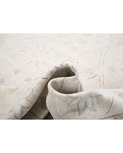 Serenity 12' 8" X 18' 5" Hand Knotted Wool Rug 12' 8" X 18' 5" (386 X 561) / Ivory / Wool