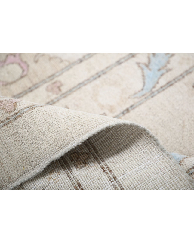 Serenity 12' 8" X 18' 5" Hand Knotted Wool Rug 12' 8" X 18' 5" (386 X 561) / Ivory / Wool