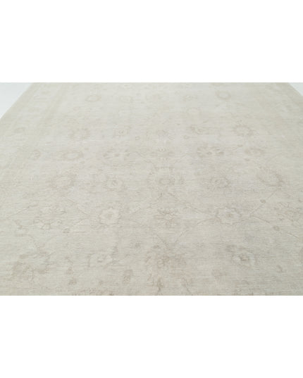 Serenity 11' 6" X 17' 10" Hand Knotted Wool Rug 11' 6" X 17' 10" (351 X 543) / Ivory / Wool