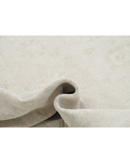 Serenity 11' 6" X 17' 10" Hand Knotted Wool Rug 11' 6" X 17' 10" (351 X 543) / Ivory / Wool